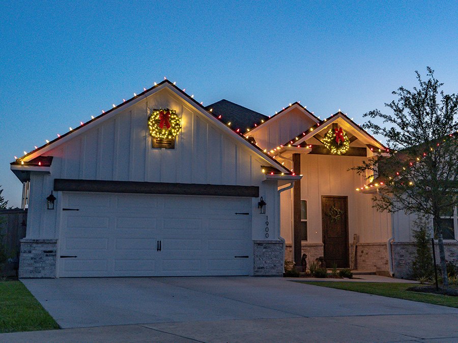 Lighted wreath